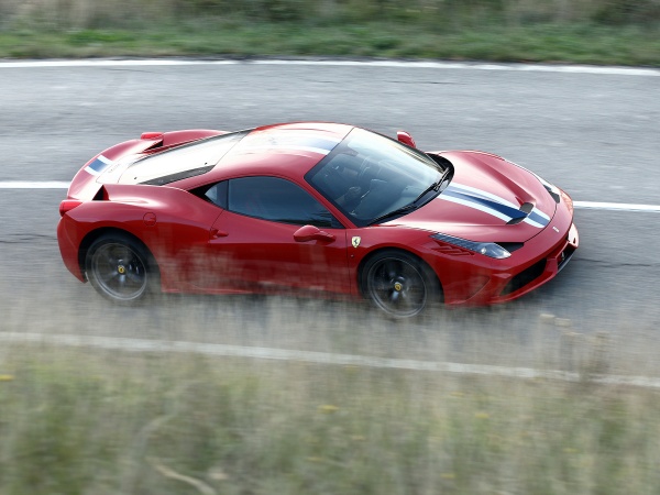 Ferrari 458 Speciale фото